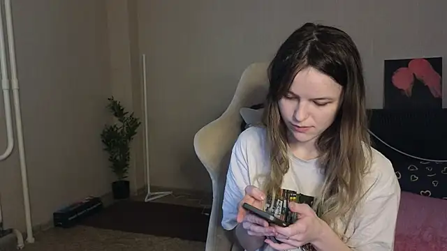 Nate   online show from 6, 4, 2026