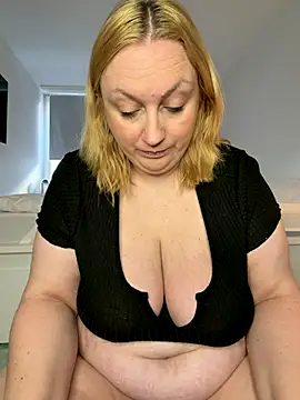 BBW Nora online show from 22, 11, 2025