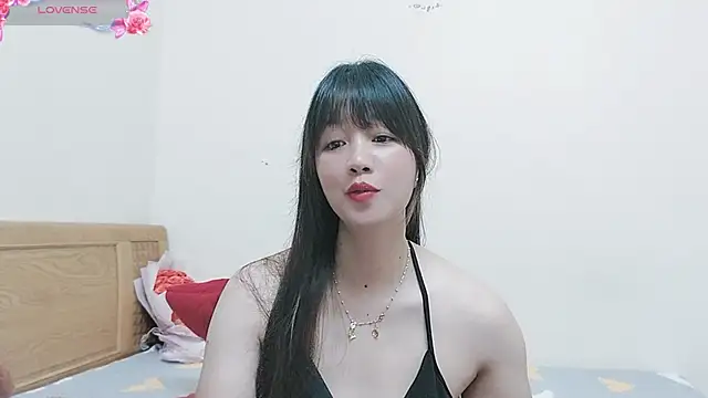 Holygirlsweet777 online show from 7, 10, 2025