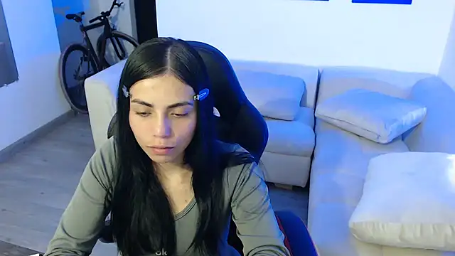 i am nina  online show from 14, 1, 2025