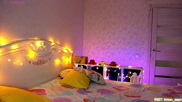 LillyMoure  online show from 18, 3, 2026