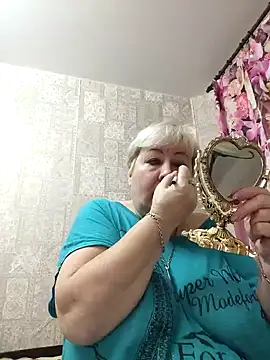 Snapshot of EffectFiona chatting on 8, 12, 2024 EffectFiona online show from 8, 12, 2024