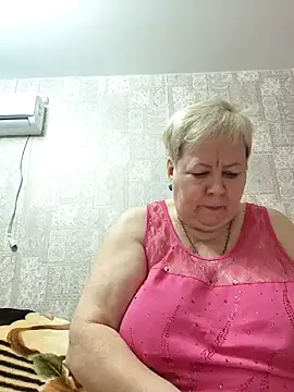 Snapshot of EffectFiona chatting on 25, 12, 2024 EffectFiona online show from 25, 12, 2024