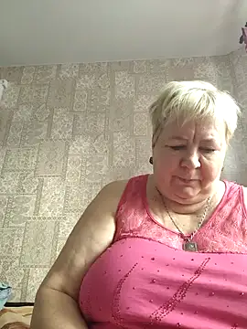 Snapshot of EffectFiona chatting on 11, 1, 2025 EffectFiona online show from 11, 1, 2025