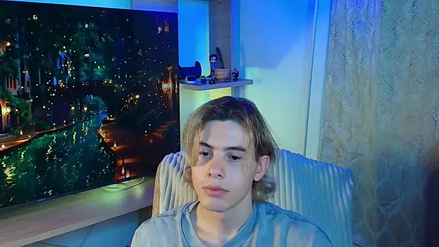 Snapshot of dimitri_tv chatting on 5, 10, 2025 dimitri tv online show from 5, 10, 2025