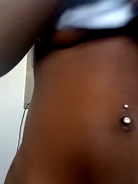 Prettybecs online show from 6, 1, 2025