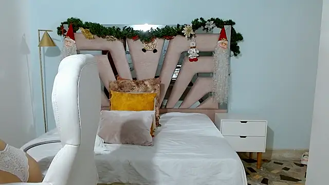 sophia hadid online show from 18, 12, 2024