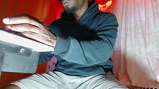 Snapshot of angel_bonbom chatting on 14, 2, 2026 angel bonbom online show from 14, 2, 2026