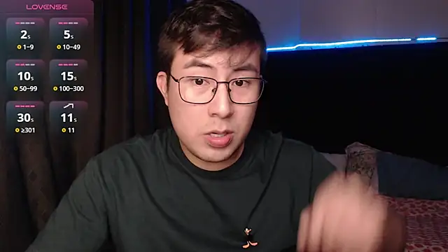 andrewmhilton  online show from 23, 12, 2025