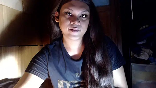 Snapshot of one_great_devine chatting on 16, 12, 2025 one great devine online show from 16, 12, 2025