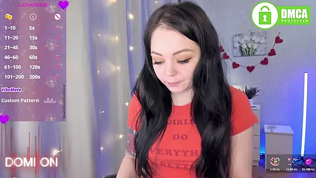 Snapshot of AnnyHoney_ chatting on 4, 2, 2025 AnnyHoney online show from 4, 2, 2025