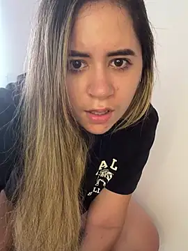 Ana lee13 online show from 31, 12, 2024