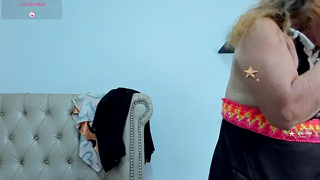 Snapshot of MatureHorny_70 chatting on 11, 3, 2025 MatureHorny 70 online show from 11, 3, 2025