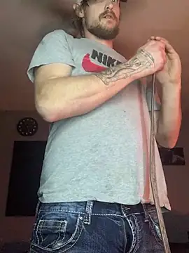 Snapshot of Midwestalpha chatting on 19, 2, 2026 Midwestalpha online show from 19, 2, 2026