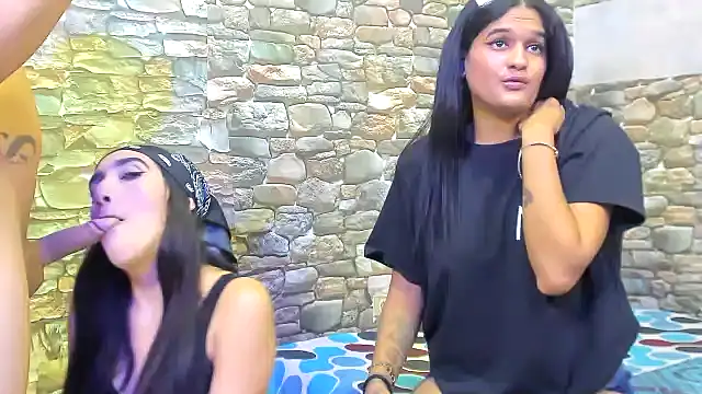 chicamir22 online show from 10, 1, 2025