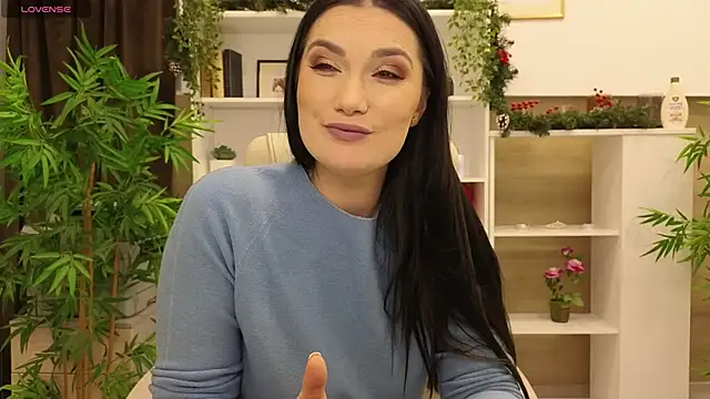 Snapshot of SelineSole chatting on 18, 12, 2024 SelineSole online show from 18, 12, 2024