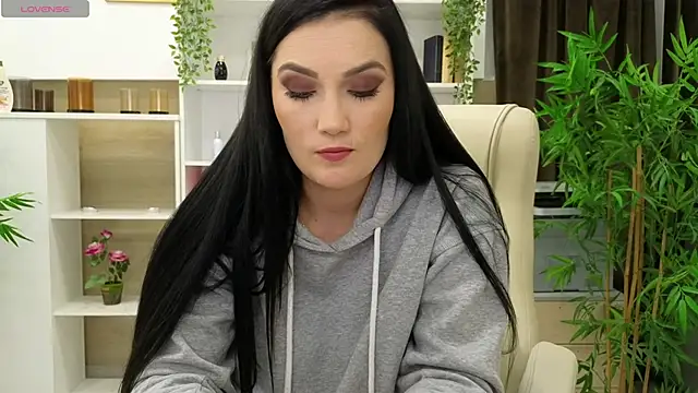 Snapshot of SelineSole chatting on 9, 1, 2025 SelineSole online show from 9, 1, 2025