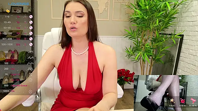 Snapshot of SelineSole chatting on 13, 3, 2025 SelineSole online show from 13, 3, 2025