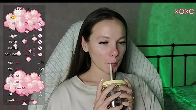 lil luna x online show from 1, 12, 2024