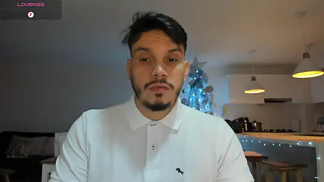 Snapshot of alejandro_stark chatting on 11, 12, 2024 alejandro stark online show from 11, 12, 2024
