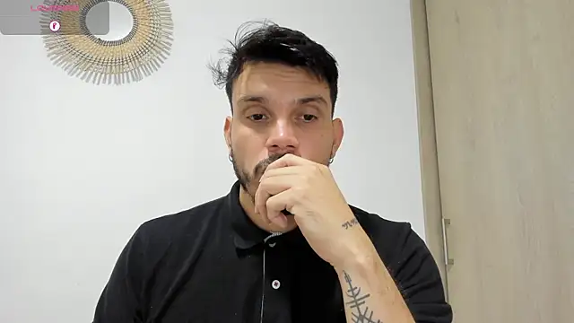 Snapshot of alejandro_stark chatting on 17, 12, 2024 alejandro stark online show from 17, 12, 2024
