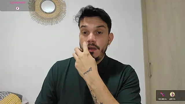 Snapshot of alejandro_stark chatting on 21, 12, 2024 alejandro stark online show from 21, 12, 2024