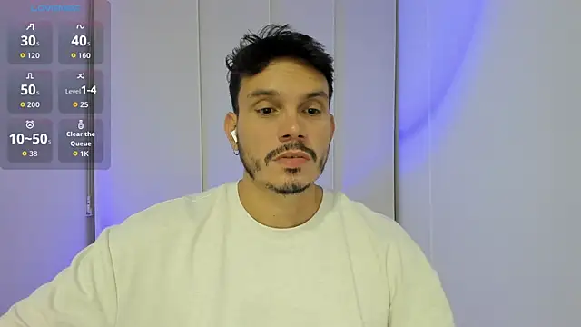 Snapshot of alejandro_stark chatting on 10, 10, 2025 alejandro stark online show from 10, 10, 2025