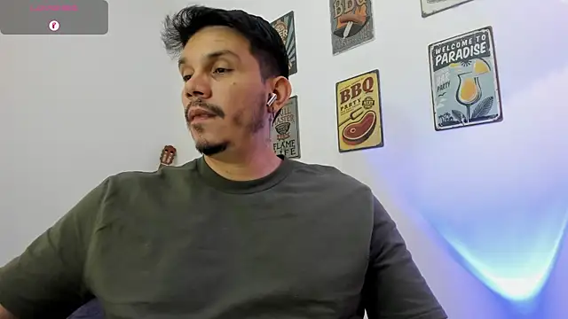 Snapshot of alejandro_stark chatting on 17, 1, 2026 alejandro stark online show from 17, 1, 2026