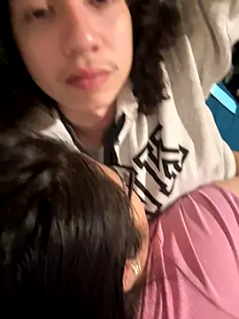 LiverandBrat77 online show from 4, 12, 2025