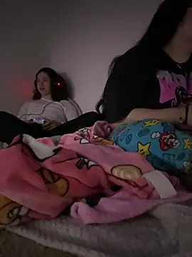 LiverandBrat77 online show from 17, 2, 2026