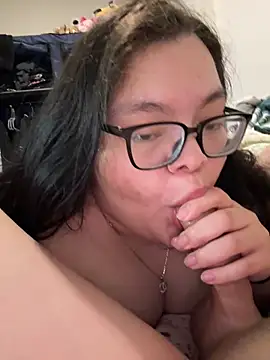 LiverandBrat77 online show from 26, 3, 2026