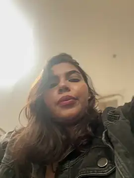 GigiiStone online show from 17, 12, 2024