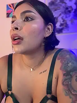 GigiiStone online show from 2, 10, 2025