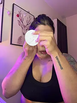 GigiiStone online show from 18, 1, 2026