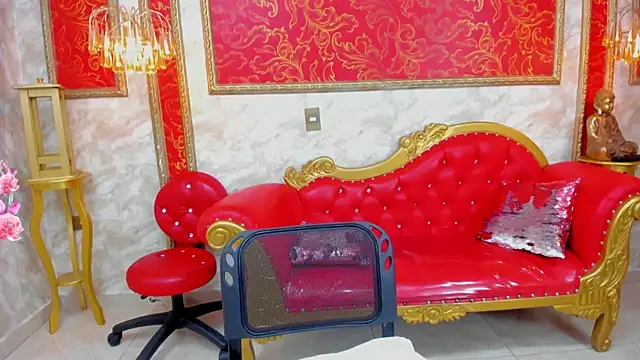 Myhottie Milf online show from 30, 12, 2024