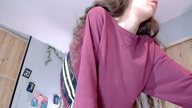 VickyJackson  online show from 19, 9, 2025