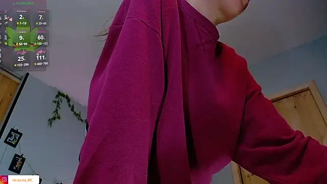 VickyJackson  online show from 28, 10, 2025