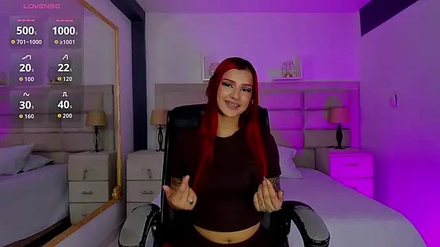 CinthiaCollins online show from 13, 11, 2025