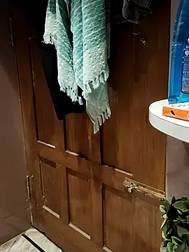 Snapshot of xxxhugedick0001 chatting on 23, 10, 2025 xxxhugedick0001 online show from 23, 10, 2025