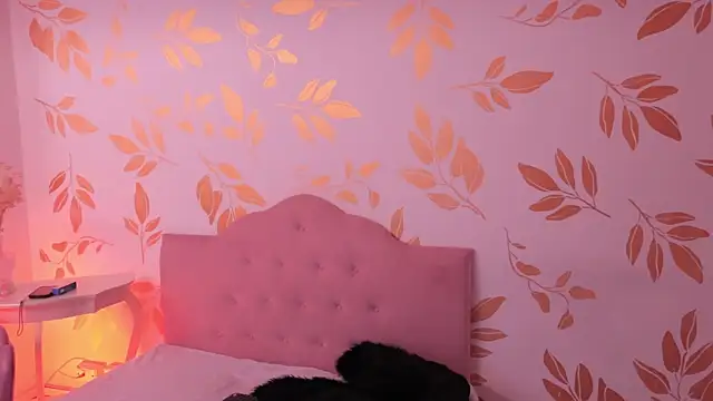 Misselektra   online show from 9, 2, 2026