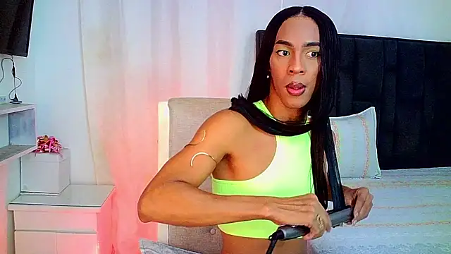 Snapshot of carmen14 chatting on 5, 2, 2026 carmen14 online show from 5, 2, 2026