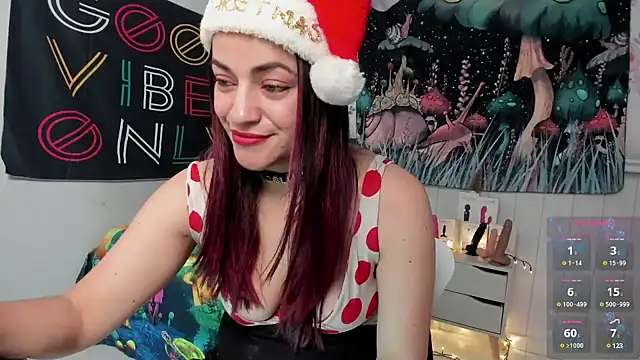 LovelyAzucena online show from 6, 12, 2024
