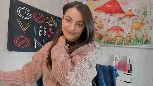 Snapshot of LovelyAzucena chatting on 22, 12, 2025 LovelyAzucena online show from 22, 12, 2025