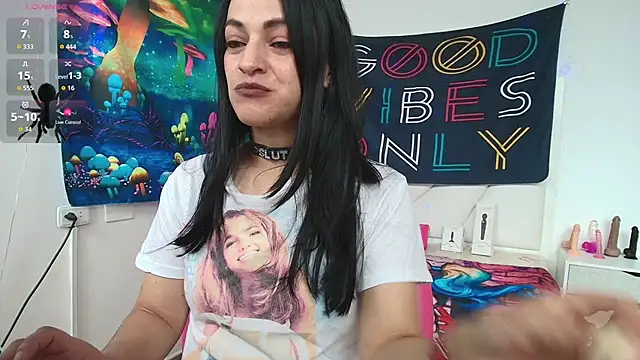 Snapshot of LovelyAzucena chatting on 6, 3, 2026 LovelyAzucena online show from 6, 3, 2026