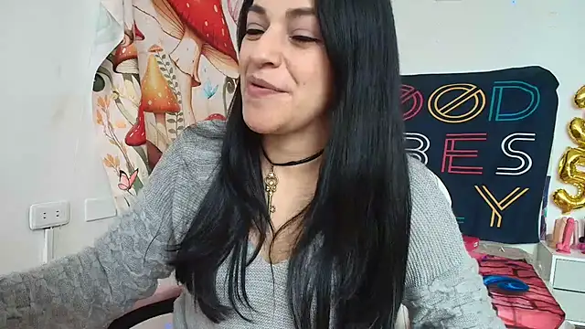 LovelyAzucena online show from 25, 5, 2026