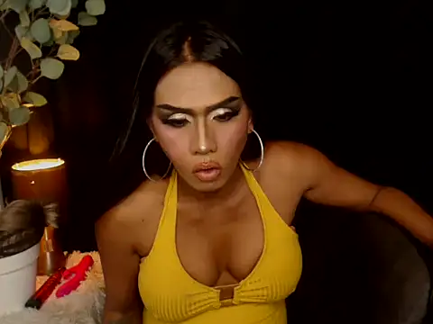 Victoria Saint online show from 3, 3, 2025