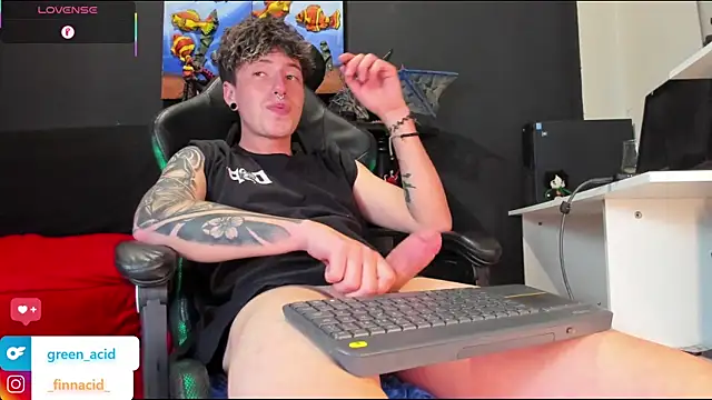 Green acid01 online show from 16, 9, 2025