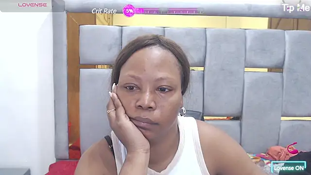 Snapshot of Cholatin chatting on 3, 2, 2025 Cholatin online show from 3, 2, 2025