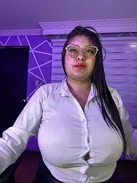 MiiaaJoness online show from 24, 10, 2025