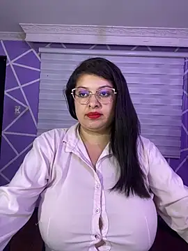 MiiaaJoness online show from 13, 5, 2026